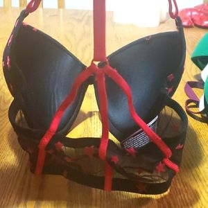 Victoria's Secret Lined Demi 32DD